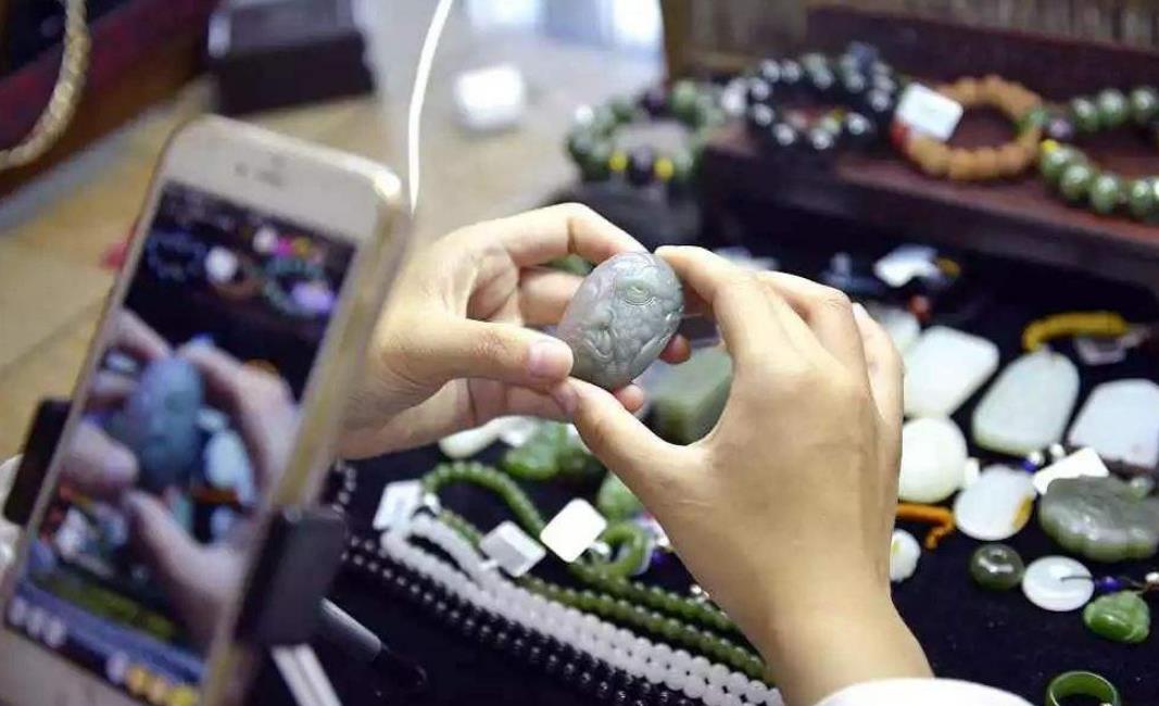 直播賣(mài)貨.jpg