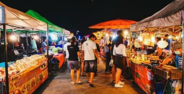 地?cái)偨?jīng)濟(jì)刷屏.jpg 地?cái)偨?jīng)濟(jì)刷屏.jpg